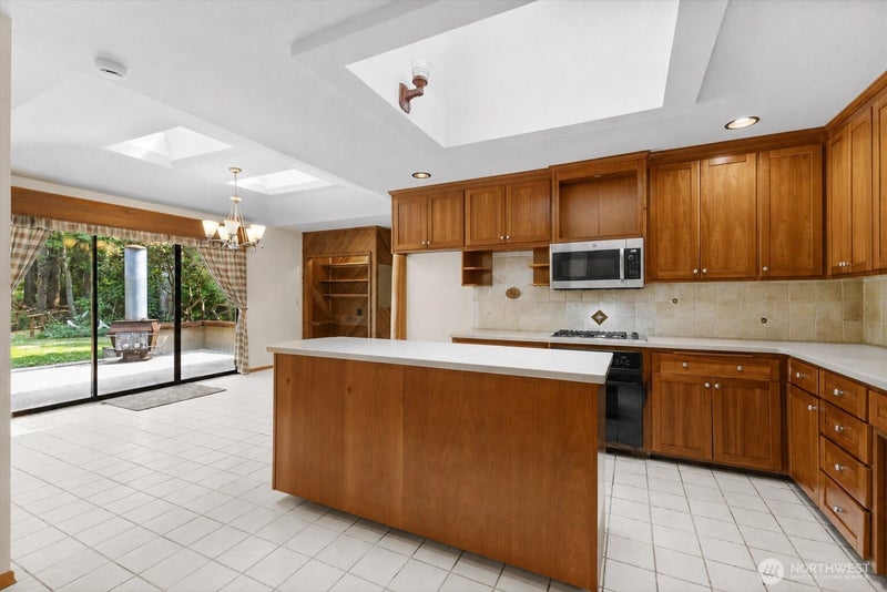 4416 Sweet Road