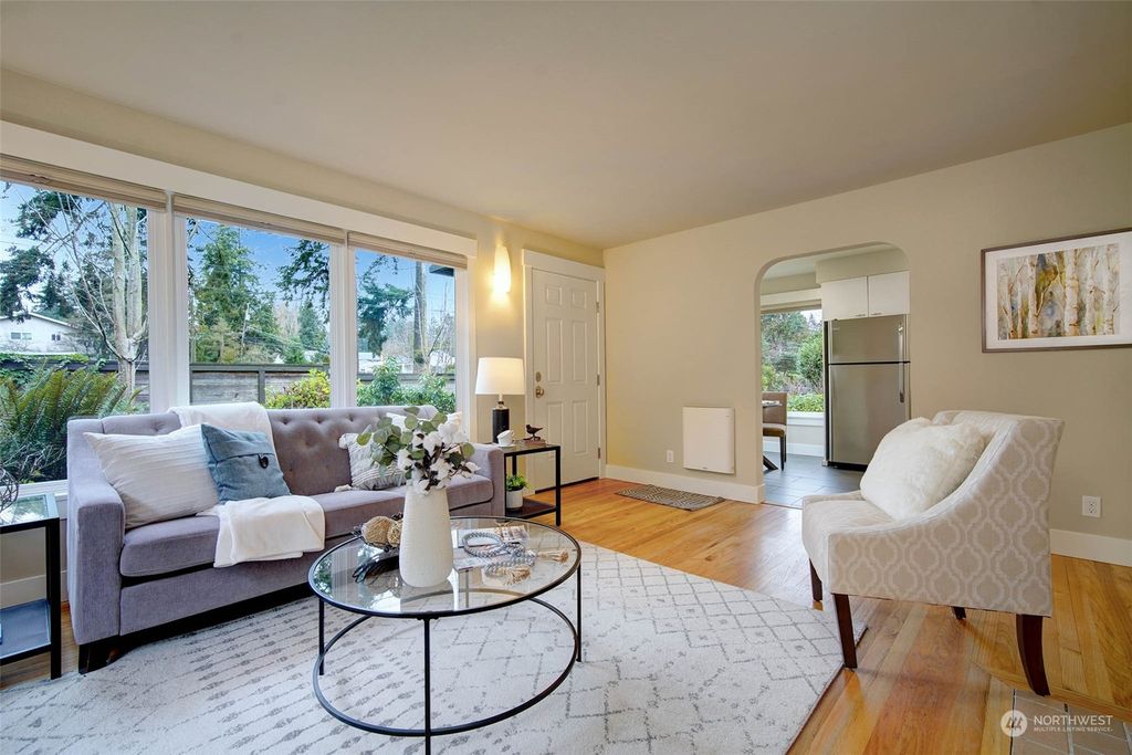 Photo of 14353 A Dayton Avenue N, Seattle, WA 98133 (MLS # 2322295)