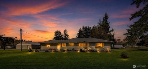 Photo of 306 W King Tut Road, Bellingham, WA 98226 (MLS # 2508980)