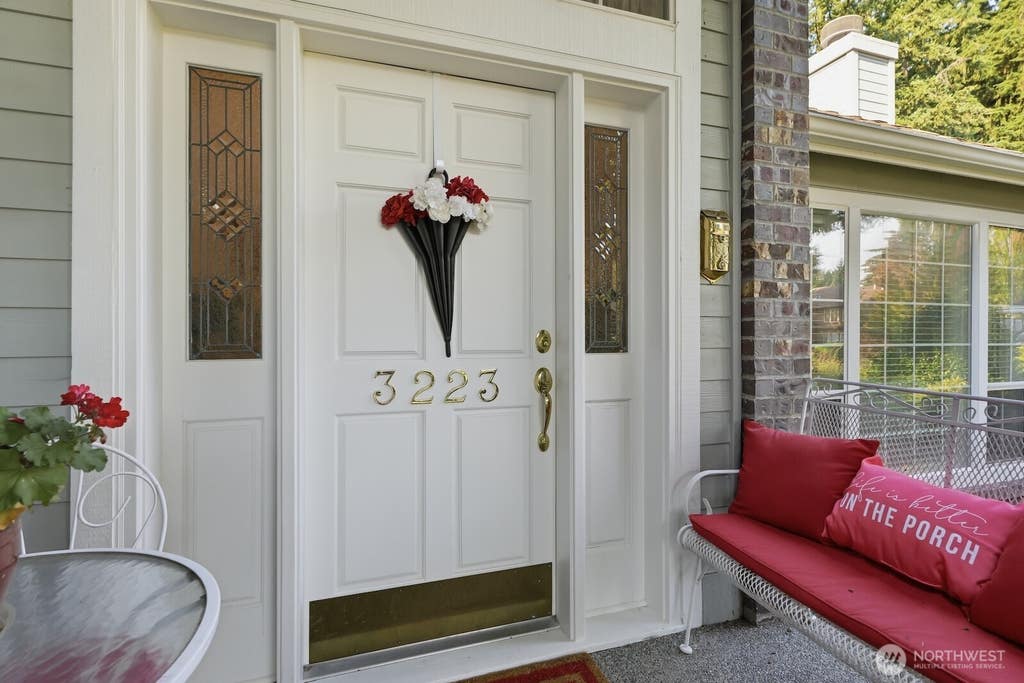 Photo of 3223 150th Place SE, Mill Creek, WA 98012 (MLS # 2574419)