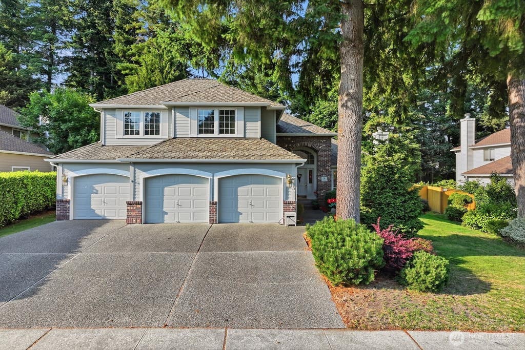 Photo of 3223 150th Place SE, Mill Creek, WA 98012 (MLS # 2574419)