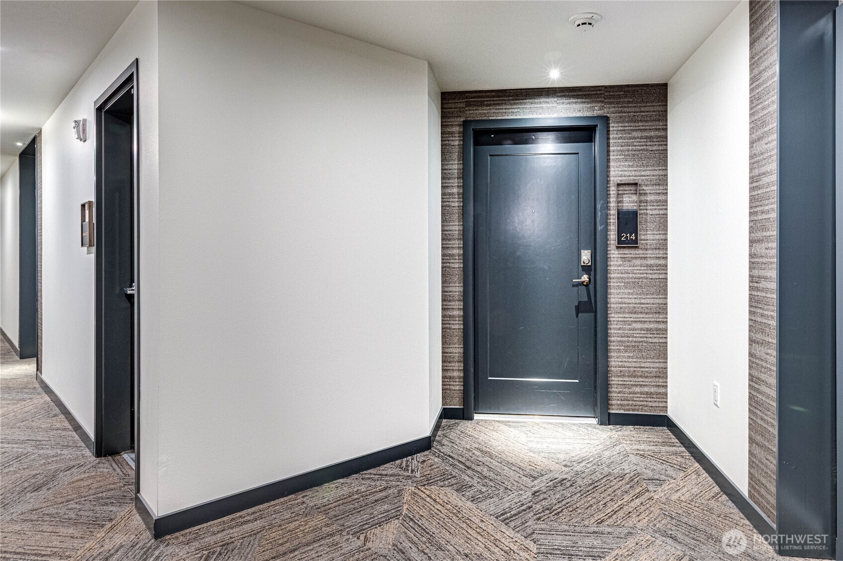 11903 NE 128th Street 214