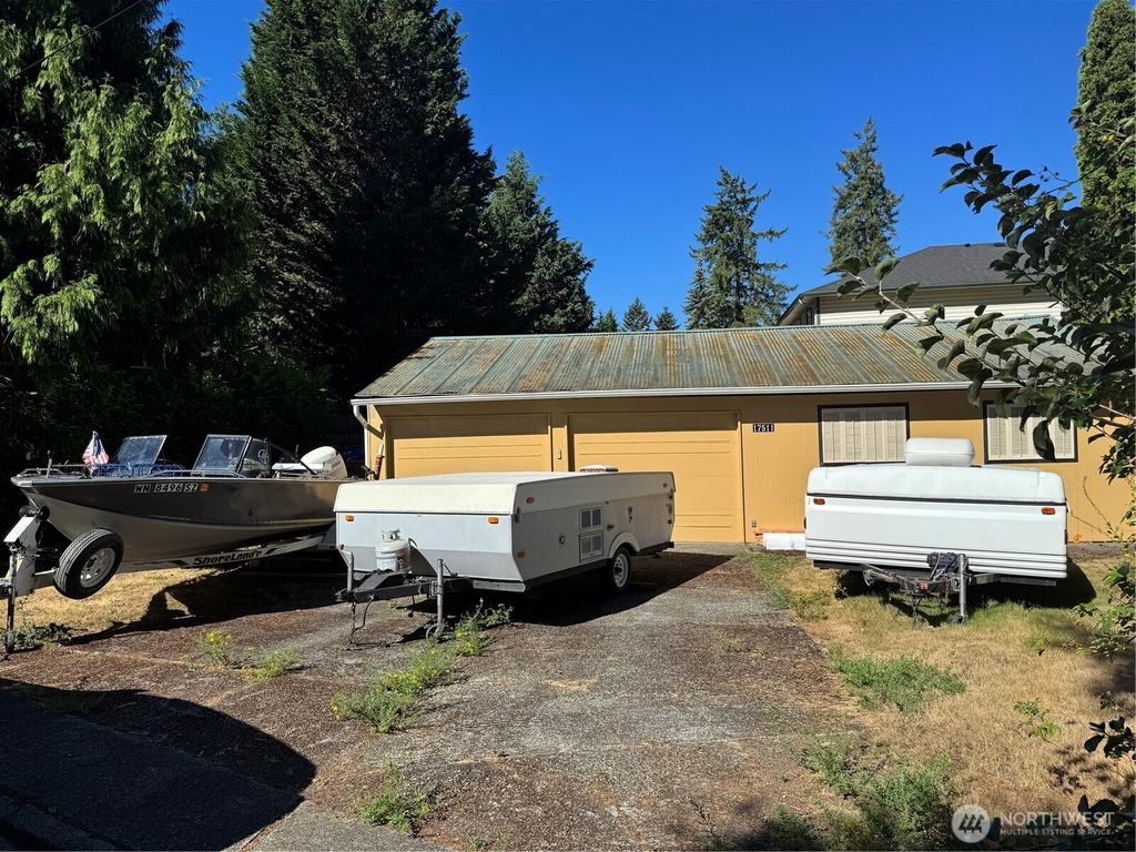 Photo of 17511 113th Avenue NE, Bothell, WA 98011 (MLS # 2411253)