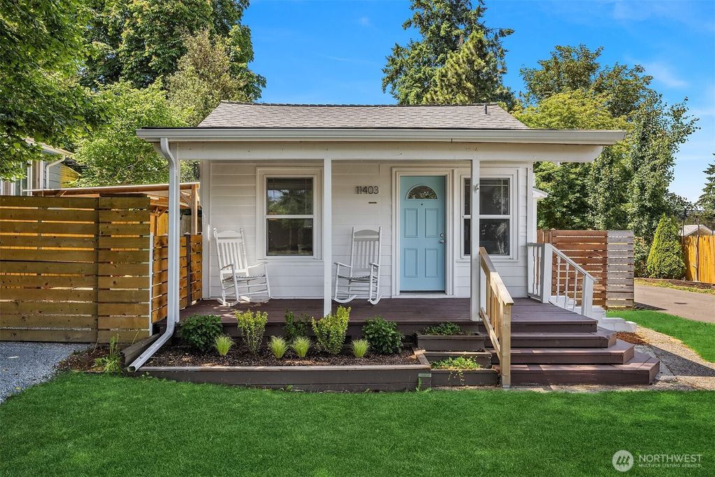 Photo of 11403 14th Avenue S, Seattle, WA 98168 (MLS # 2392336)