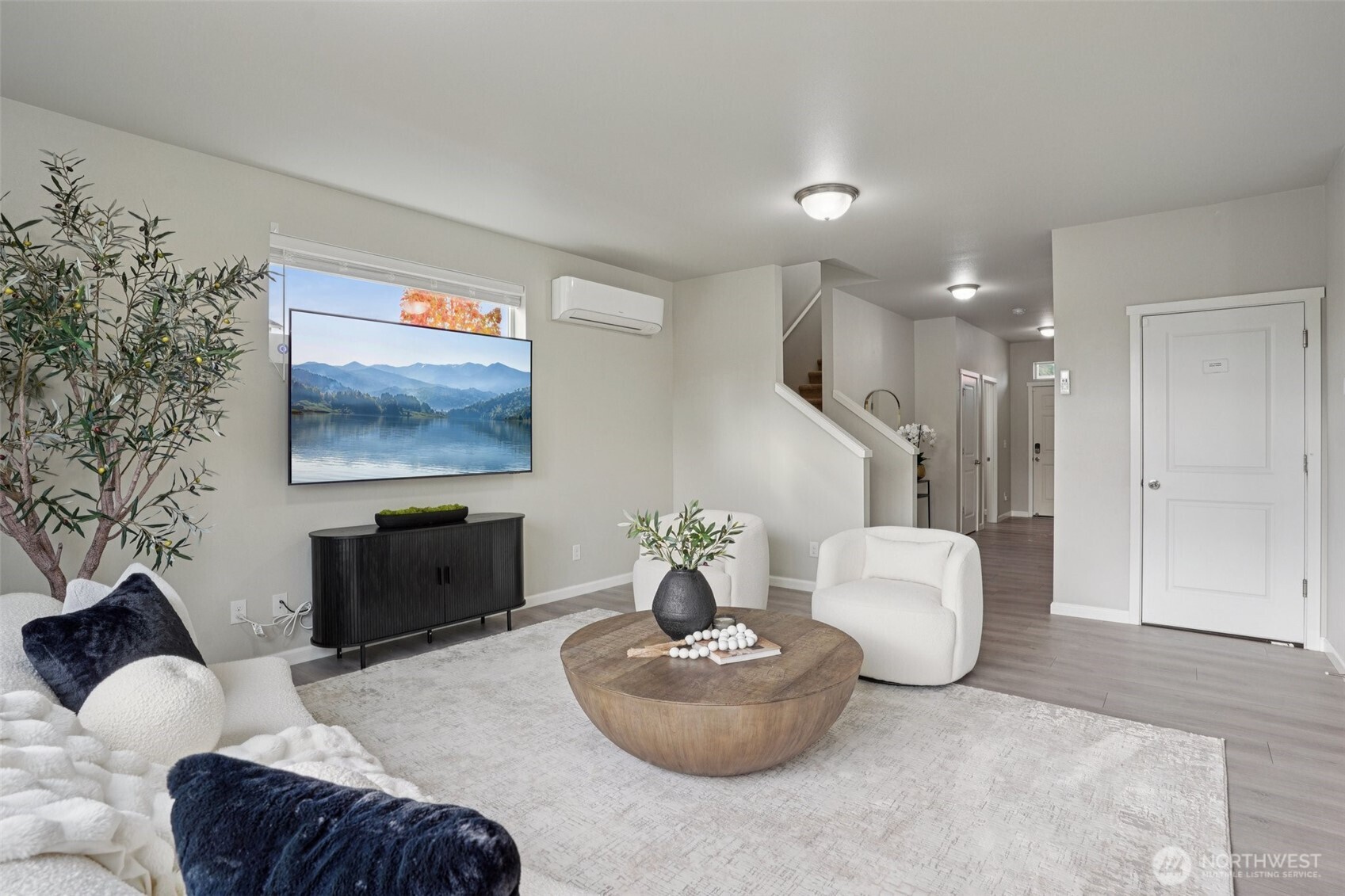 8808 56th Place NE