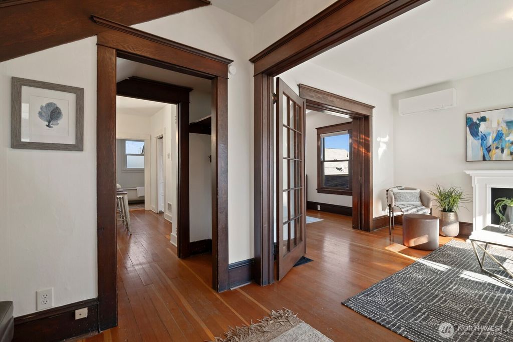 Photo of 172 Blaine Street, Seattle, WA 98109 (MLS # 2333761)