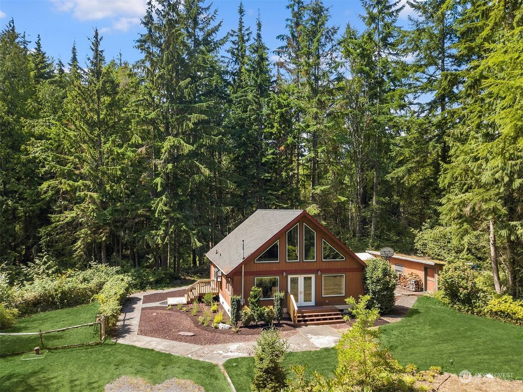 Photo of 1920 177th Avenue NE, Snohomish, WA 98290 (MLS # 2143783)
