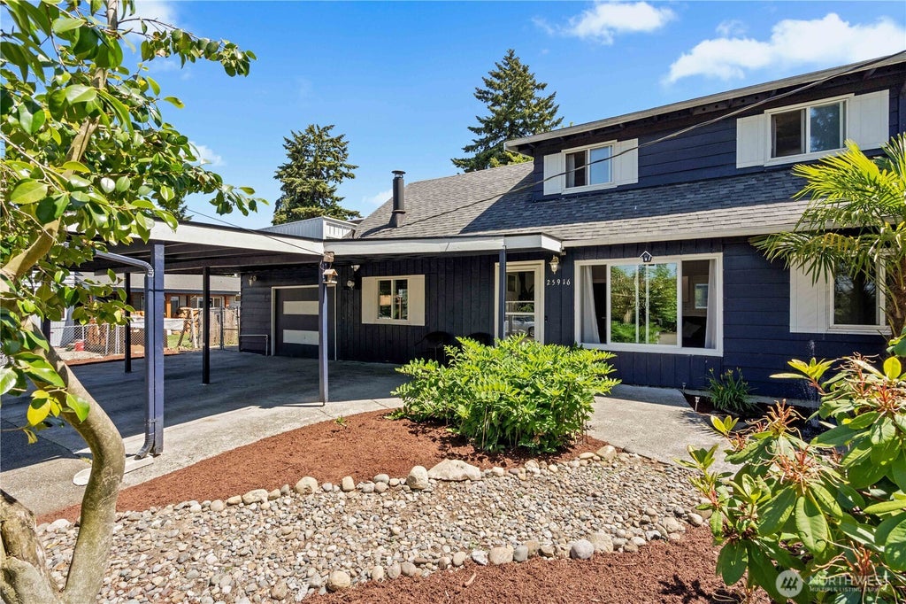 Photo of 25916 18th Avenue S, Des Moines, WA 98198 (MLS # 2534266)