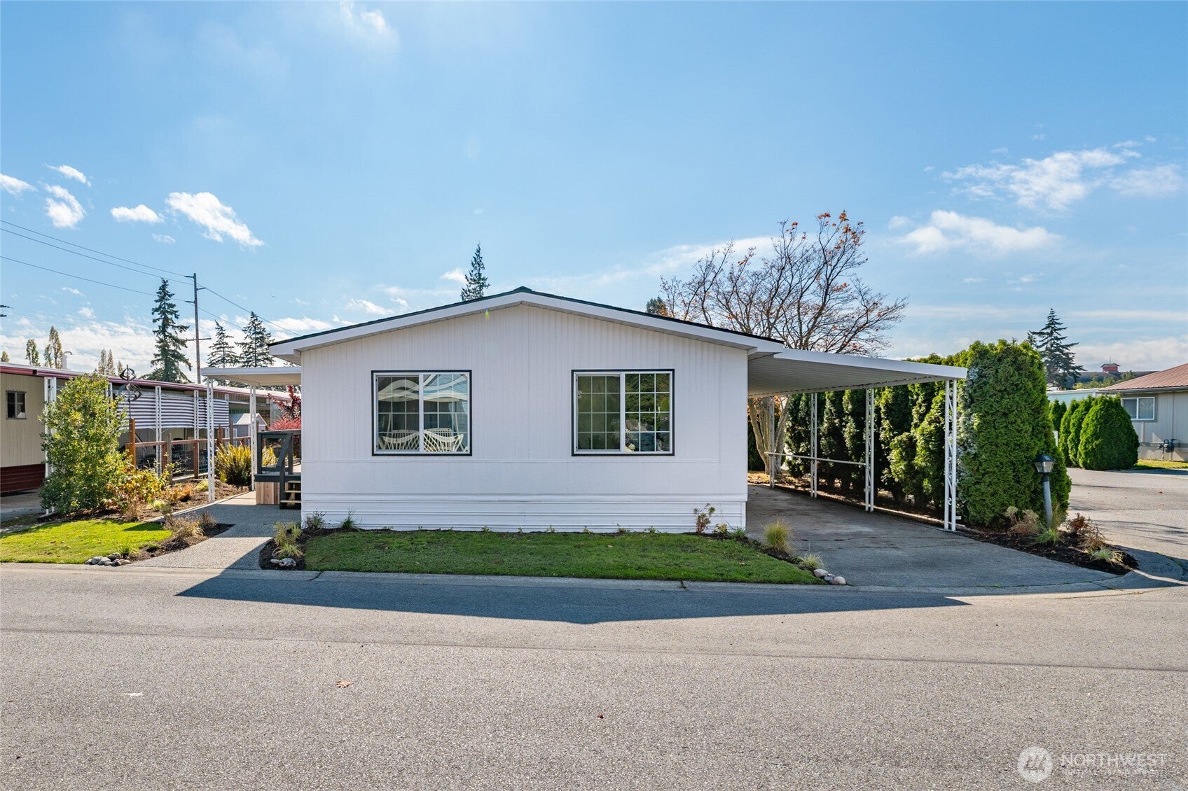 225 NE Ernst Street 49