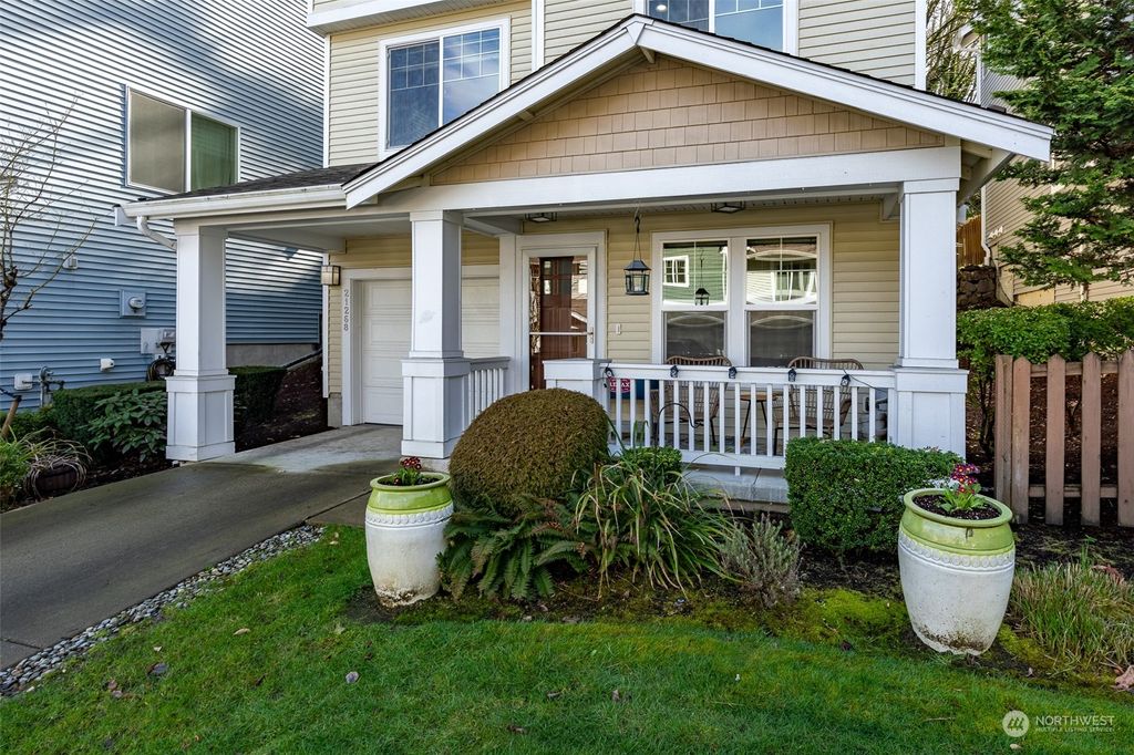 Photo of 21268 40th Way S #34, SeaTac, WA 98198 (MLS # 2209684)