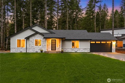 Photo of 850 E Vine Maple Lane, Union, WA 98592 (MLS # 2556558)