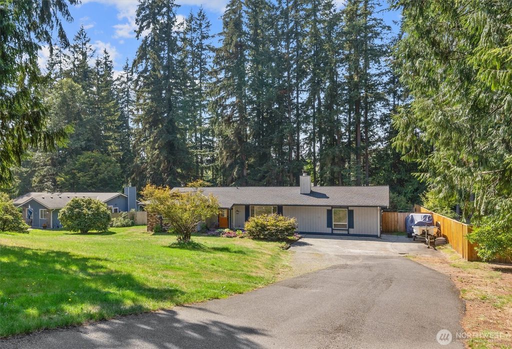 Photo of 25606 Mountain Drive, Arlington, WA 98223 (MLS # 2429291)