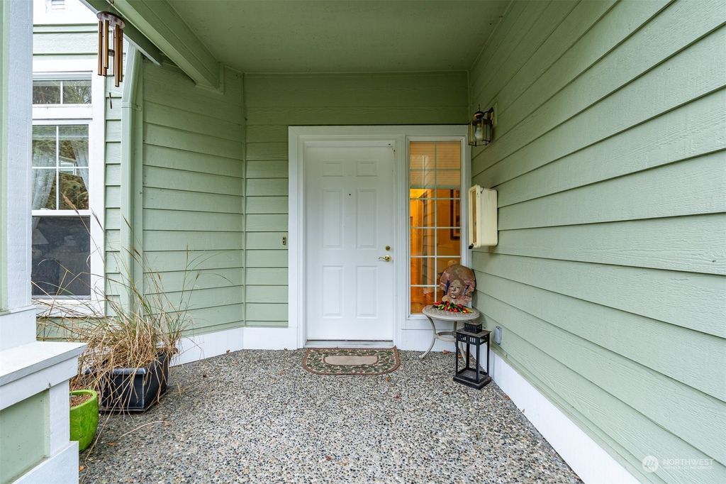 Photo of 22633 SE 44th Lane #1627, Issaquah, WA 98029 (MLS # 2194891)