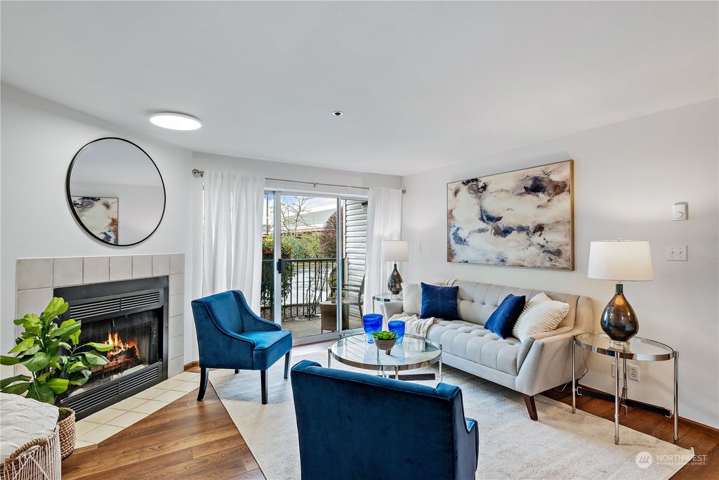 Photo of 1522 NE 175th Street #108, Shoreline, WA 98155 (MLS # 2201149)