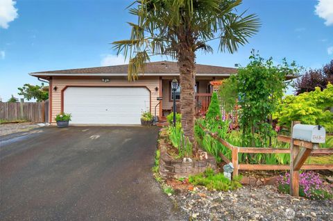 Photo of 17937 Iris Place SW, Rochester, WA 98579 (MLS # 2381715)