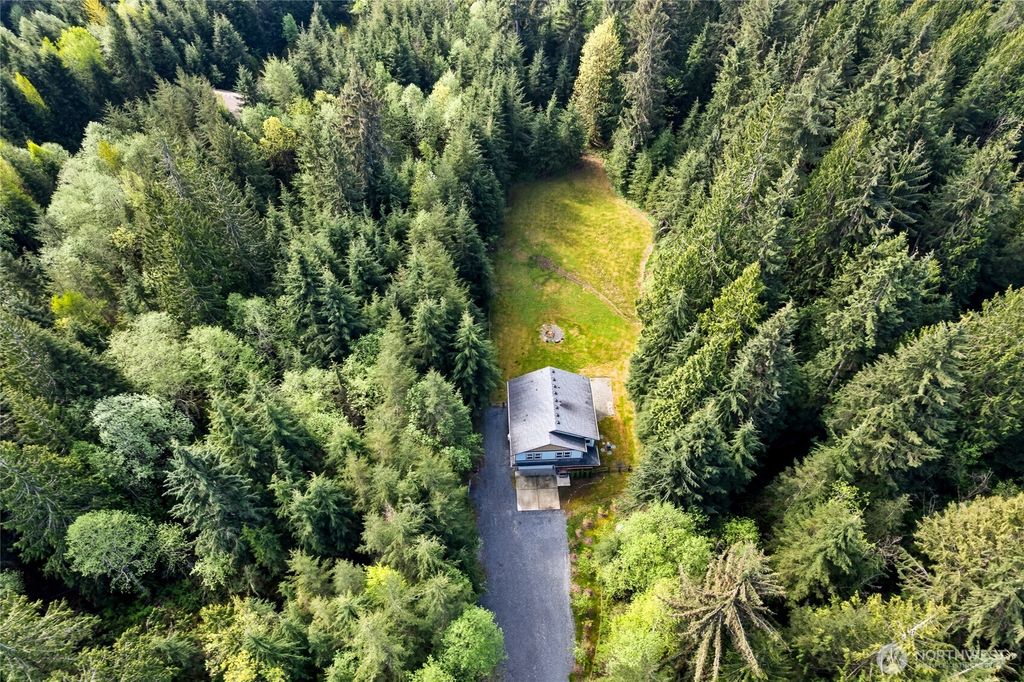 Photo of 20705 68th Place NE, Granite Falls, WA 98252 (MLS # 2512538)