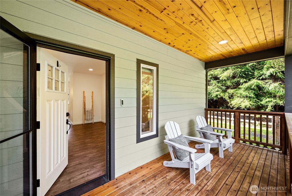 Photo of 20705 68th Place NE, Granite Falls, WA 98252 (MLS # 2512538)