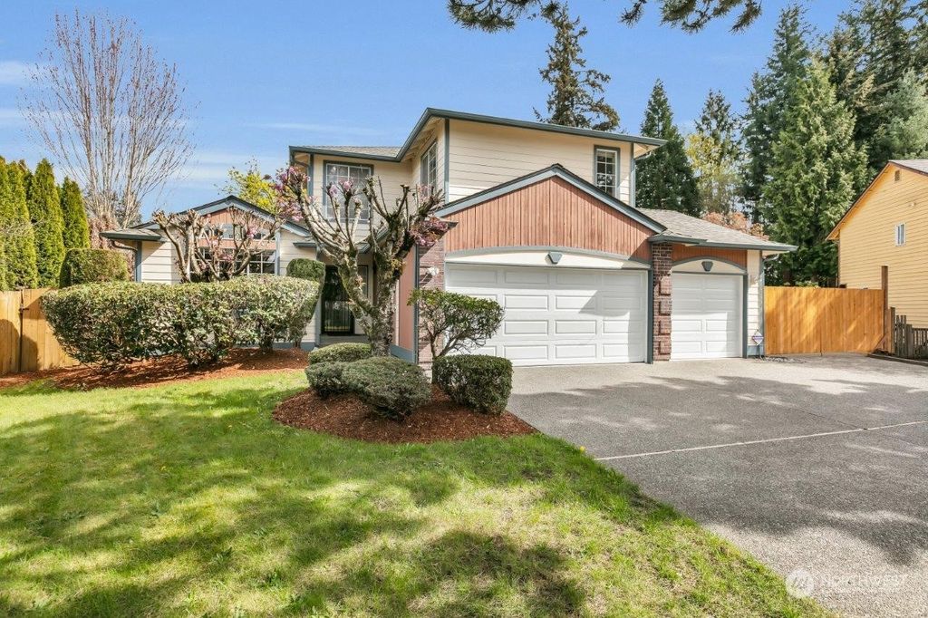 Photo of 24220 95th Place S, Kent, WA 98030 (MLS # 2222606)