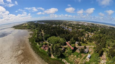 Photo of 10 Morning Star Lane, Hoquiam, WA 98569 (MLS # 2525620)