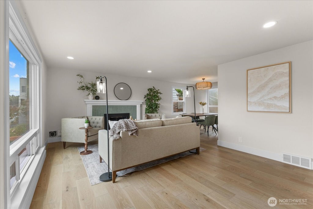 Photo of 3254 NW Market Street, Seattle, WA 98107 (MLS # 2583543)