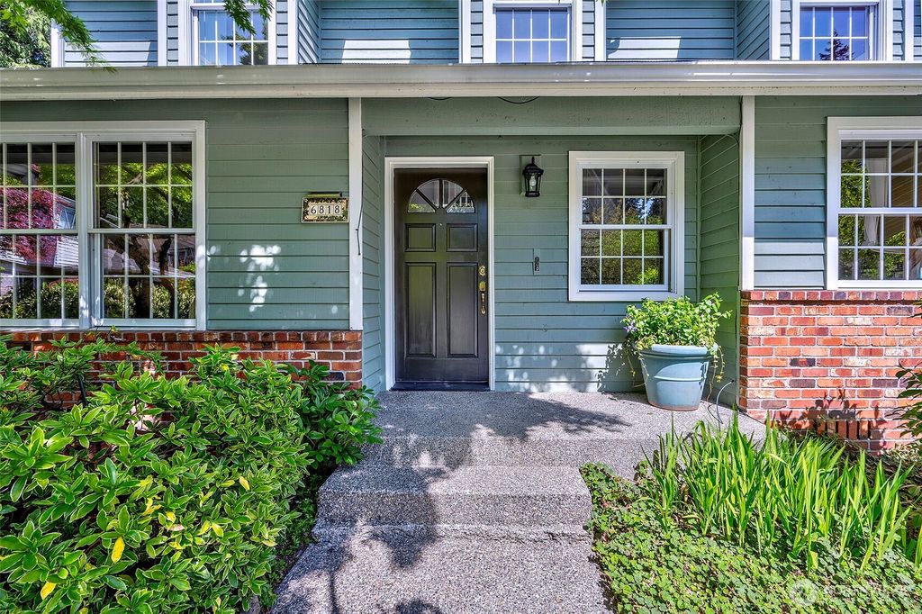 Photo of 6818 157th Place SW, Edmonds, WA 98026 (MLS # 2370908)