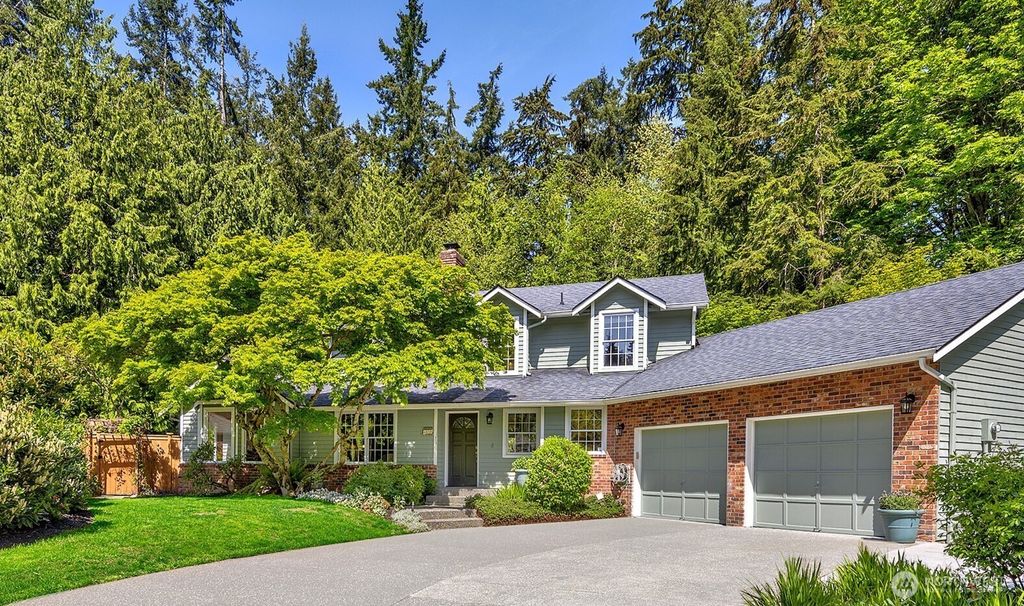 Photo of 6818 157th Place SW, Edmonds, WA 98026 (MLS # 2370908)