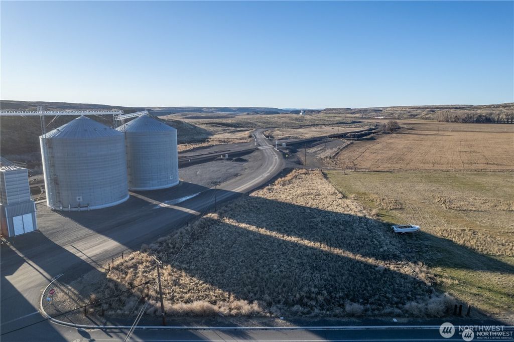 Photo of 0 Railroad Street, Wilson Creek, WA 98860 (MLS # 2472901)