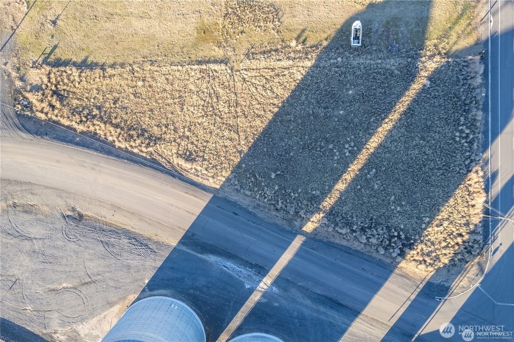 Photo of 0 Railroad Street, Wilson Creek, WA 98860 (MLS # 2472901)