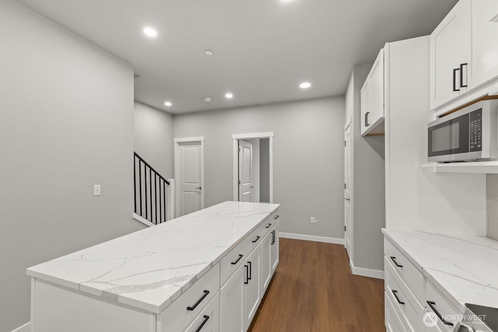 Photo of 16823 Alder Way #J5, Lynnwood, WA 98037 (MLS # 2505174)