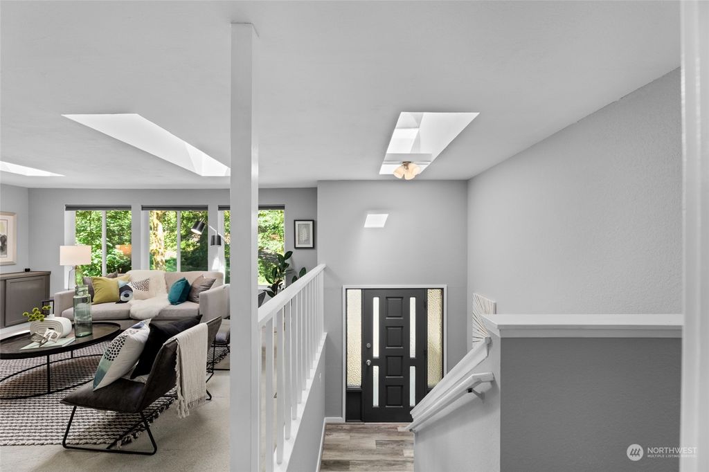 Photo of 15611 175th Avenue NE, Woodinville, WA 98072 (MLS # 2265843)