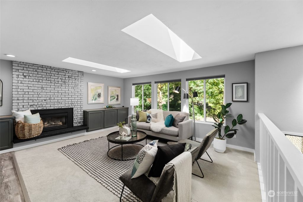 Photo of 15611 175th Avenue NE, Woodinville, WA 98072 (MLS # 2265843)