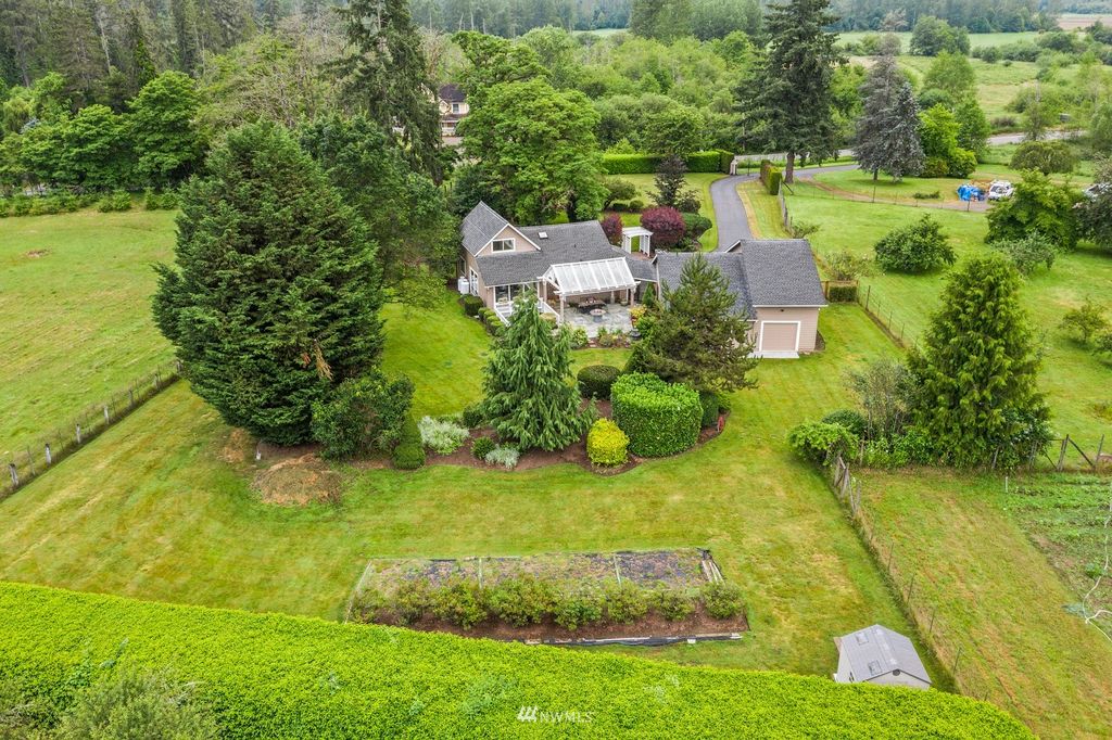 Photo of 2510 Fall City-Carnation Road NE, Carnation, WA 98014 (MLS # 1965074)