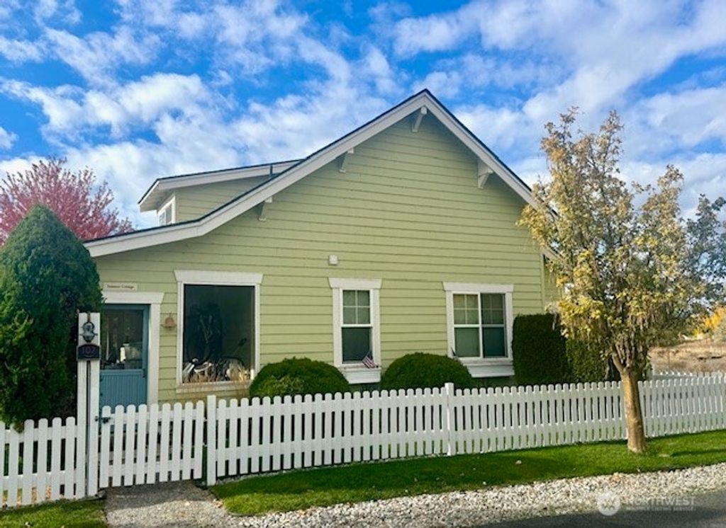 Photo of 107 Timbuktu Lane, Oroville, WA 98844 (MLS # 2465878)