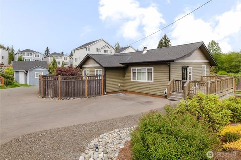 Photo of 880 Hogan Lane, Bremerton, WA 98311 (MLS # 2520716)