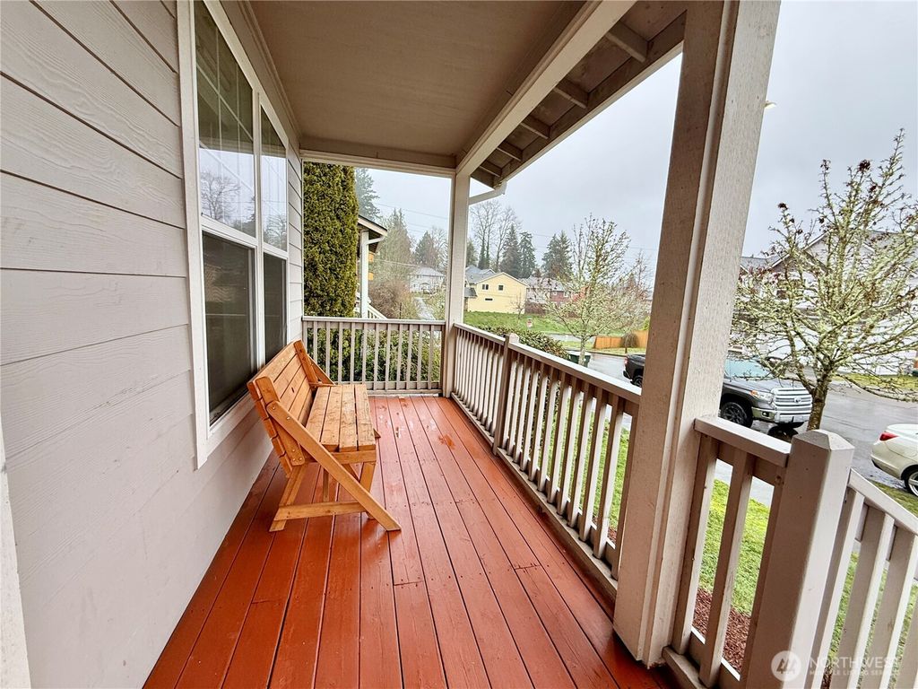 Photo of 736 G Street SW, Tumwater, WA 98512 (MLS # 2476504)