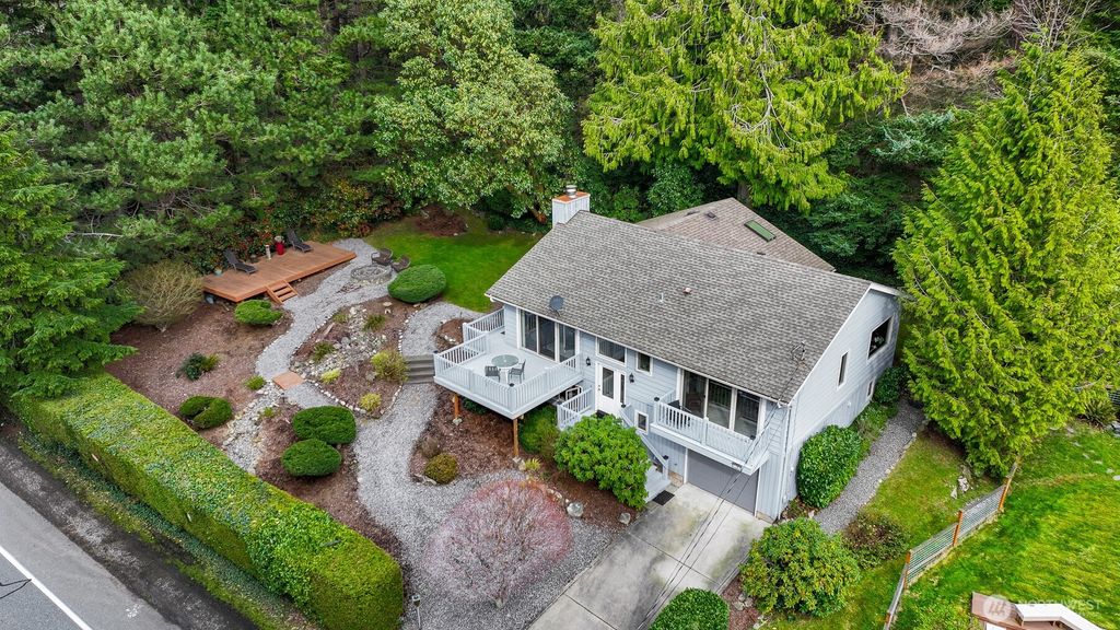 Photo of 1348 Chuckanut Drive, Bellingham, WA 98229 (MLS # 2497356)