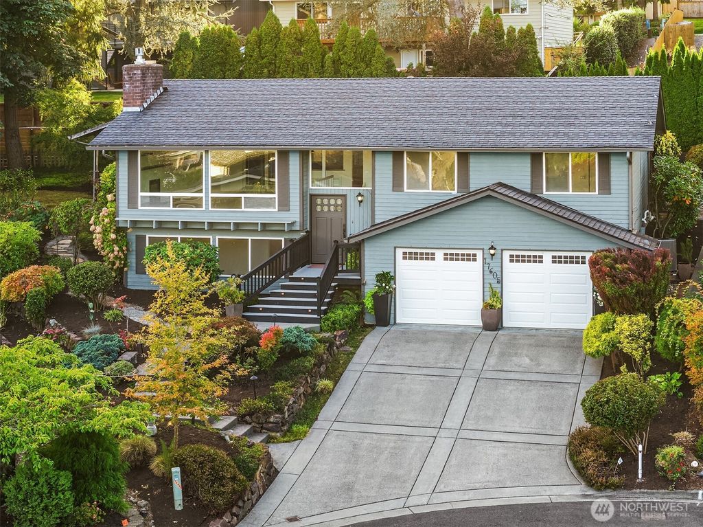 Photo of 17605 NE 15th Place, Bellevue, WA 98008 (MLS # 2427182)
