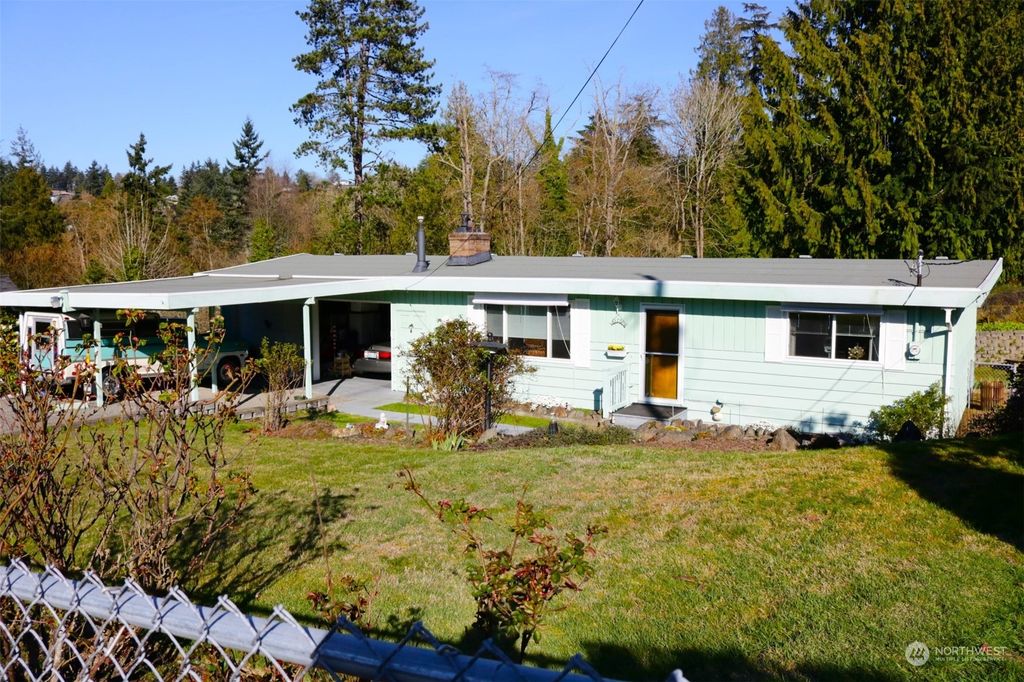 Photo of 23314 14th Avenue S, Des Moines, WA 98198 (MLS # 2213112)