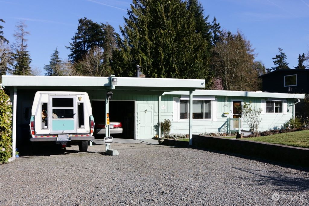 Photo of 23314 14th Avenue S, Des Moines, WA 98198 (MLS # 2213112)