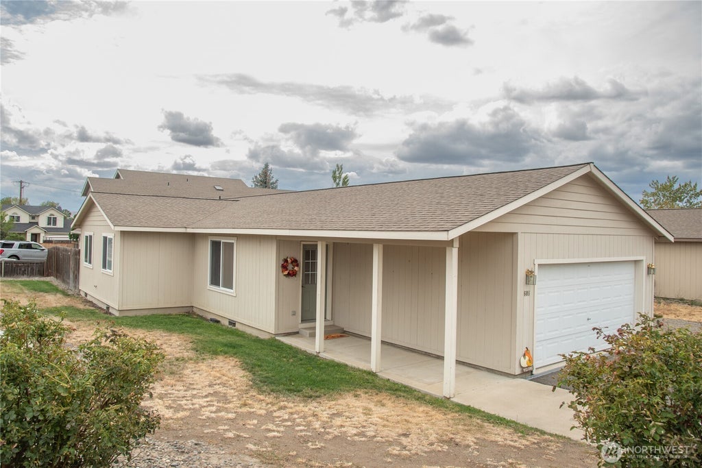 Photo of 608 E Remington Drive, Ellensburg, WA 98926 (MLS # 2579323)