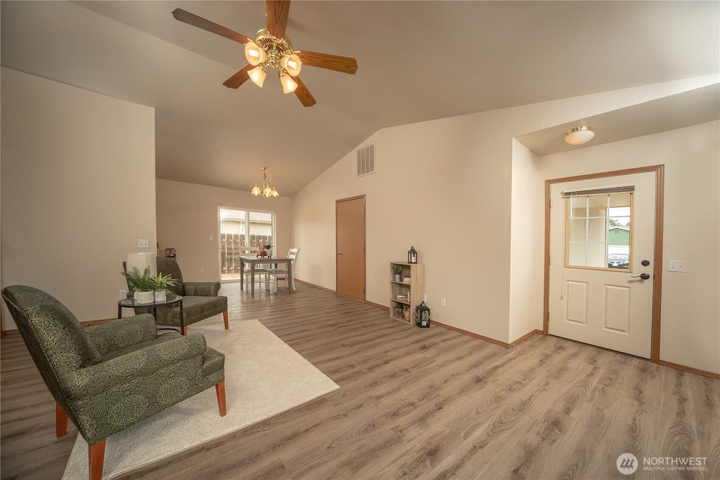 Photo of 608 E Remington Drive, Ellensburg, WA 98926 (MLS # 2579323)