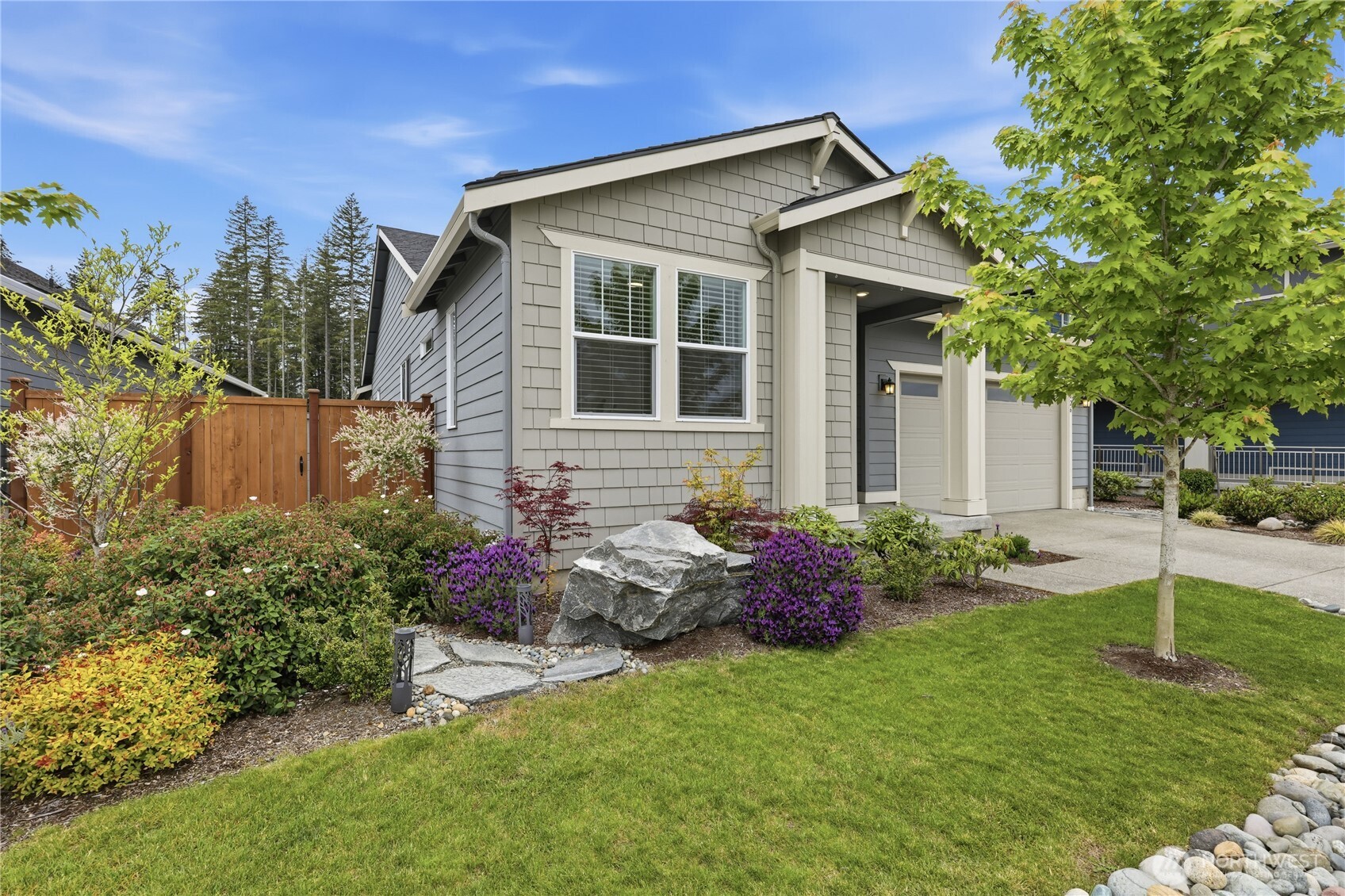5426 Kinross Road SW