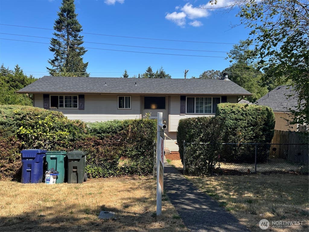 Photo of 6225 S Cheyenne Street, Tacoma, WA 98409 (MLS # 2566813)