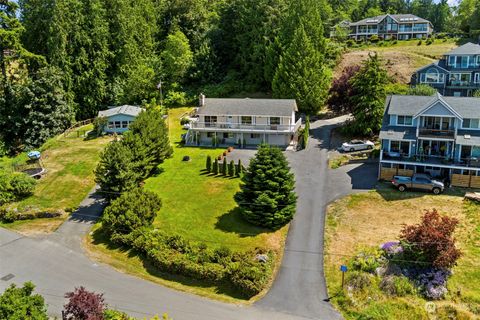 A home in Hansville