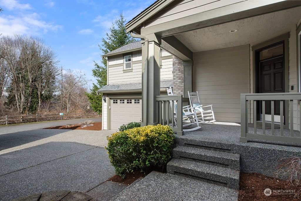 Photo of 278 247th Place NE, Sammamish, WA 98074 (MLS # 2041895)