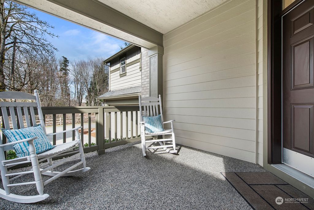 Photo of 278 247th Place NE, Sammamish, WA 98074 (MLS # 2041895)