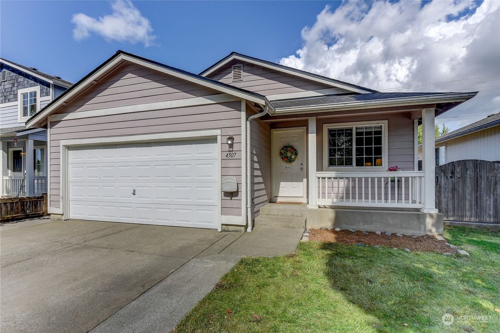 Photo of 4507 151st Place NE, Marysville, WA 98271 (MLS # 2164704)
