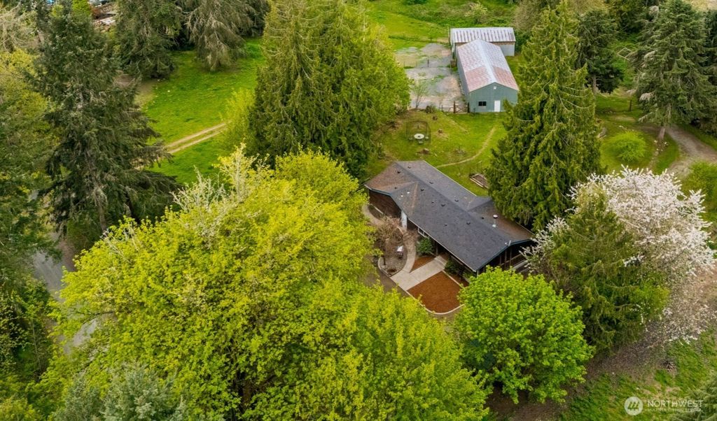 Photo of 35308 16th Avenue Ct S, Roy, WA 98580 (MLS # 2516173)