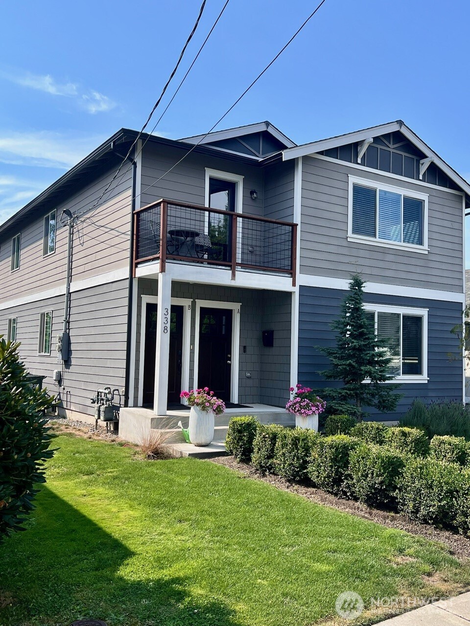 338 5th Street SE