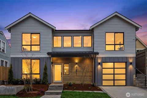 Photo of 4411 1st Avenue NE, Seattle, WA 98105 (MLS # 2530859)